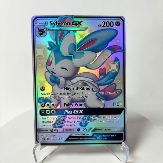 Sylveon-GX · Guardians Rising (GRI) #SV76